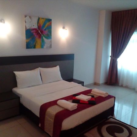 Aster Hotel Bukit Jalil Куала-Лумпур Экстерьер фото